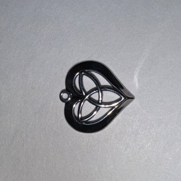 Triquetra Heart Design Sterling Silver Pendant - Picture 5 of 16